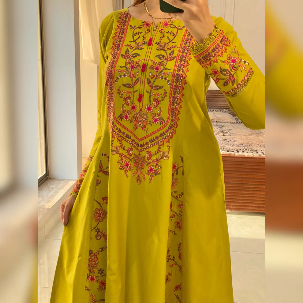 Avo Embroidered Frock 3PC - Image 4