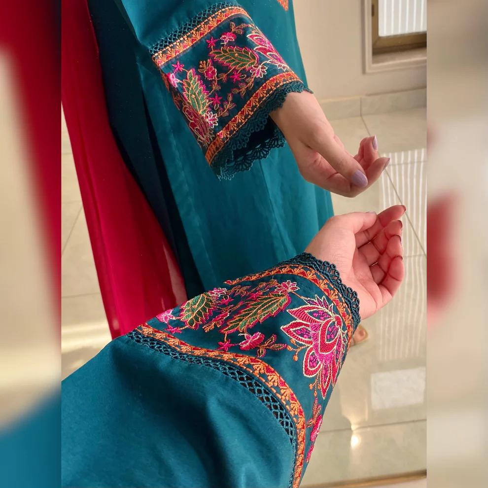 Kajal Green Embroidered 3PC - Image 5