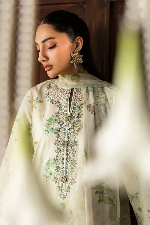 EMBROIDERED LAWN UF-4420 - Image 3