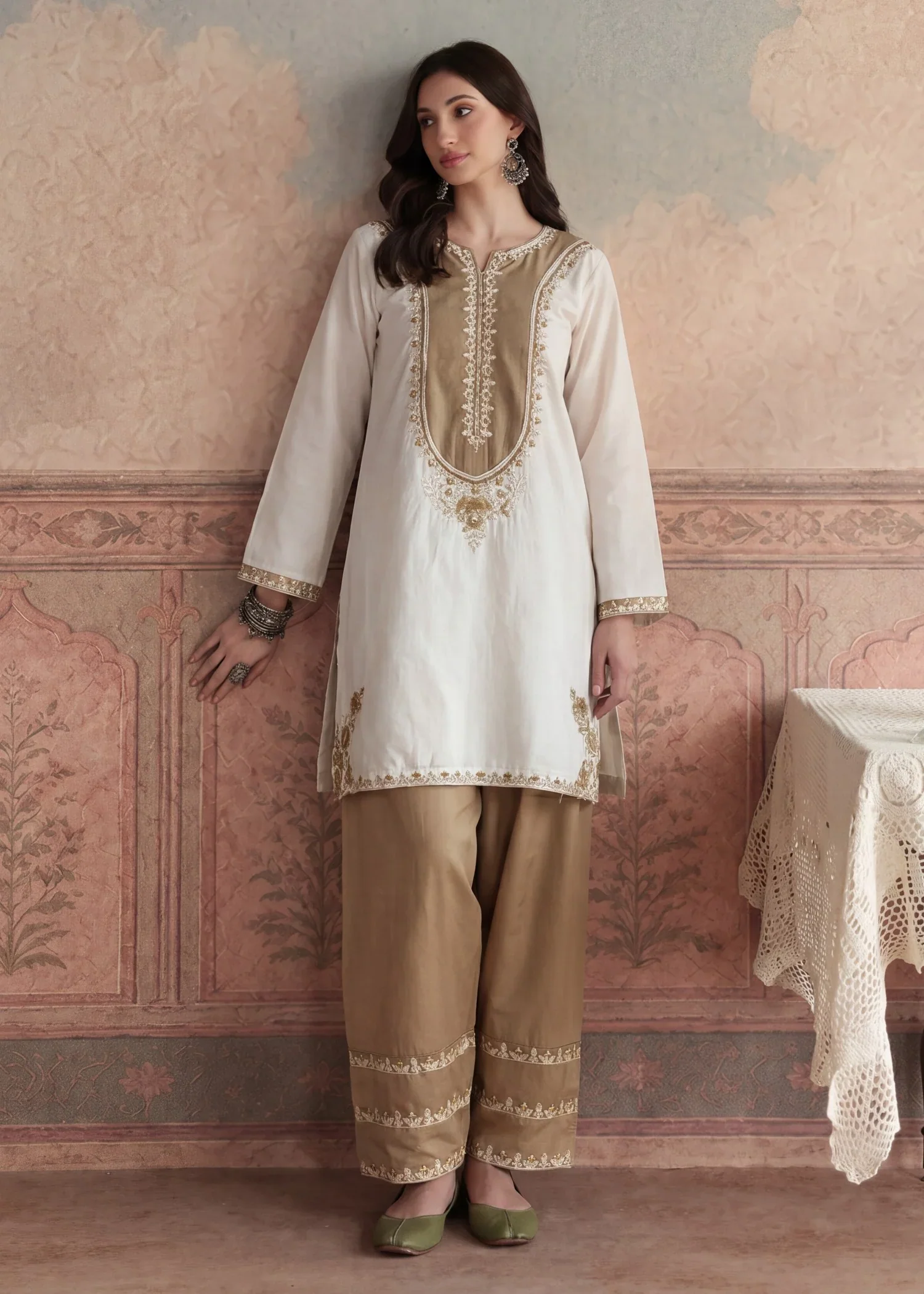 Pareesa White - Image 2