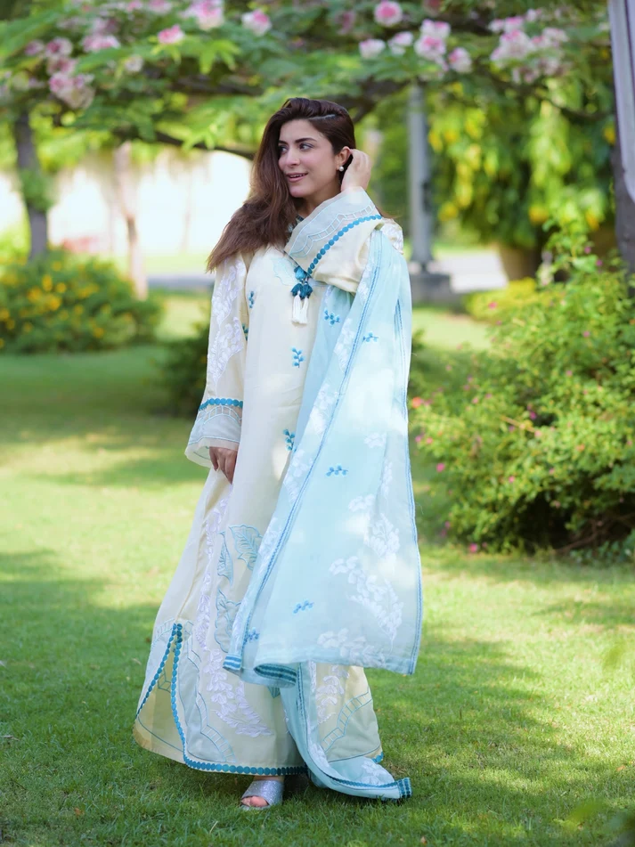 Pearl Mist 3-Piece Set - Image 7