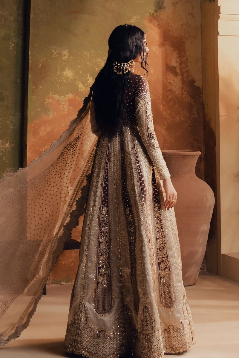 PARISA - Image 4