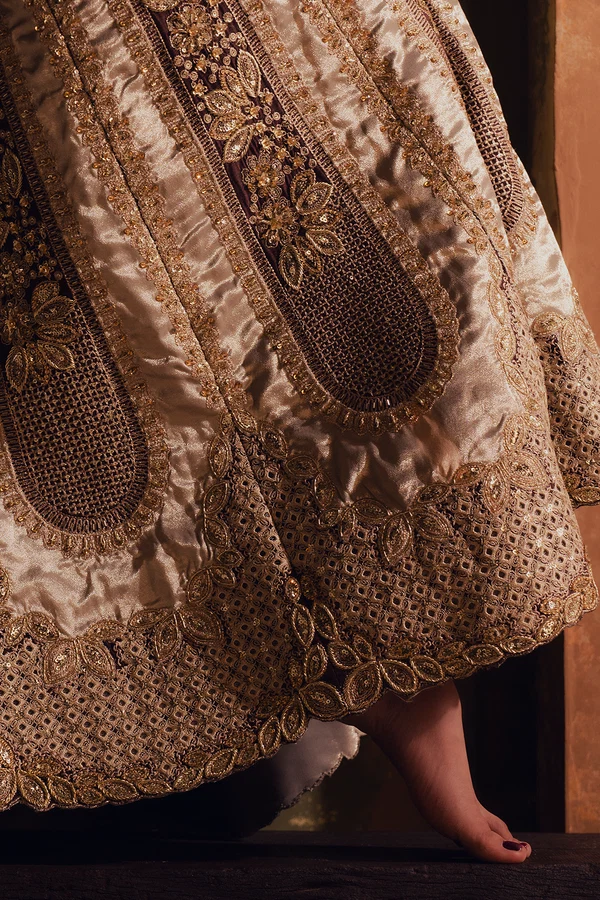 PARISA - Image 7